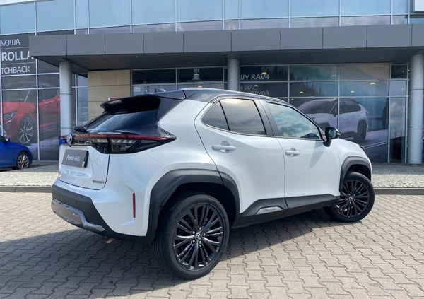 Toyota Yaris Cross cena 122900 przebieg: 21601, rok produkcji 2022 z Kalisz małe 596